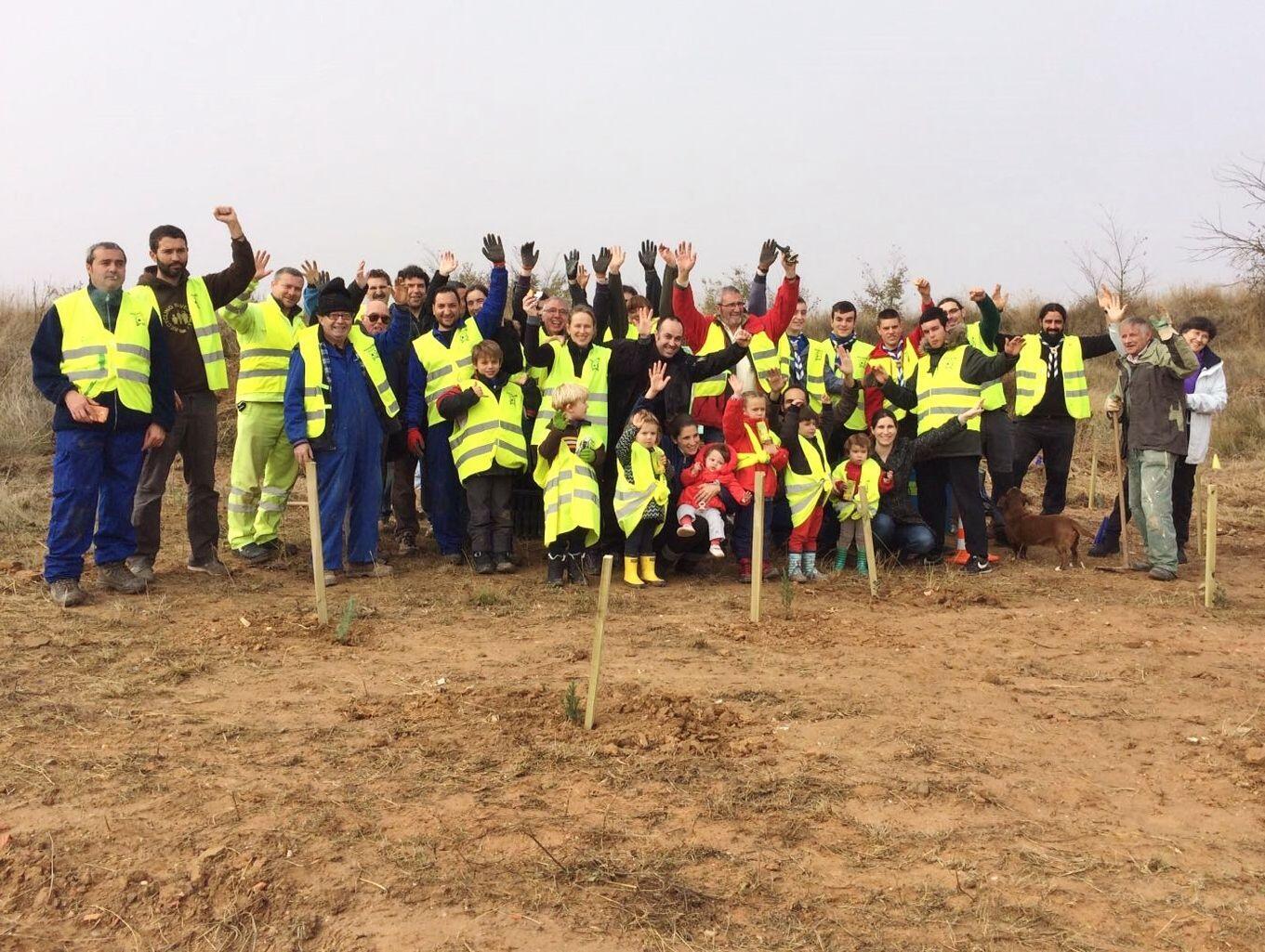 PLANTACION DE ARBOLES EN PADILLA DE ABAJO
